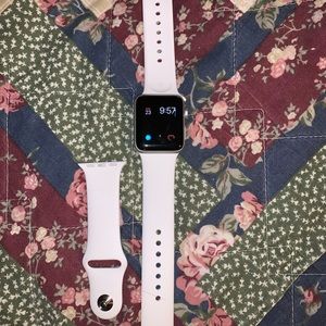 Apple Watch Series 3 (GPS + Cellular)